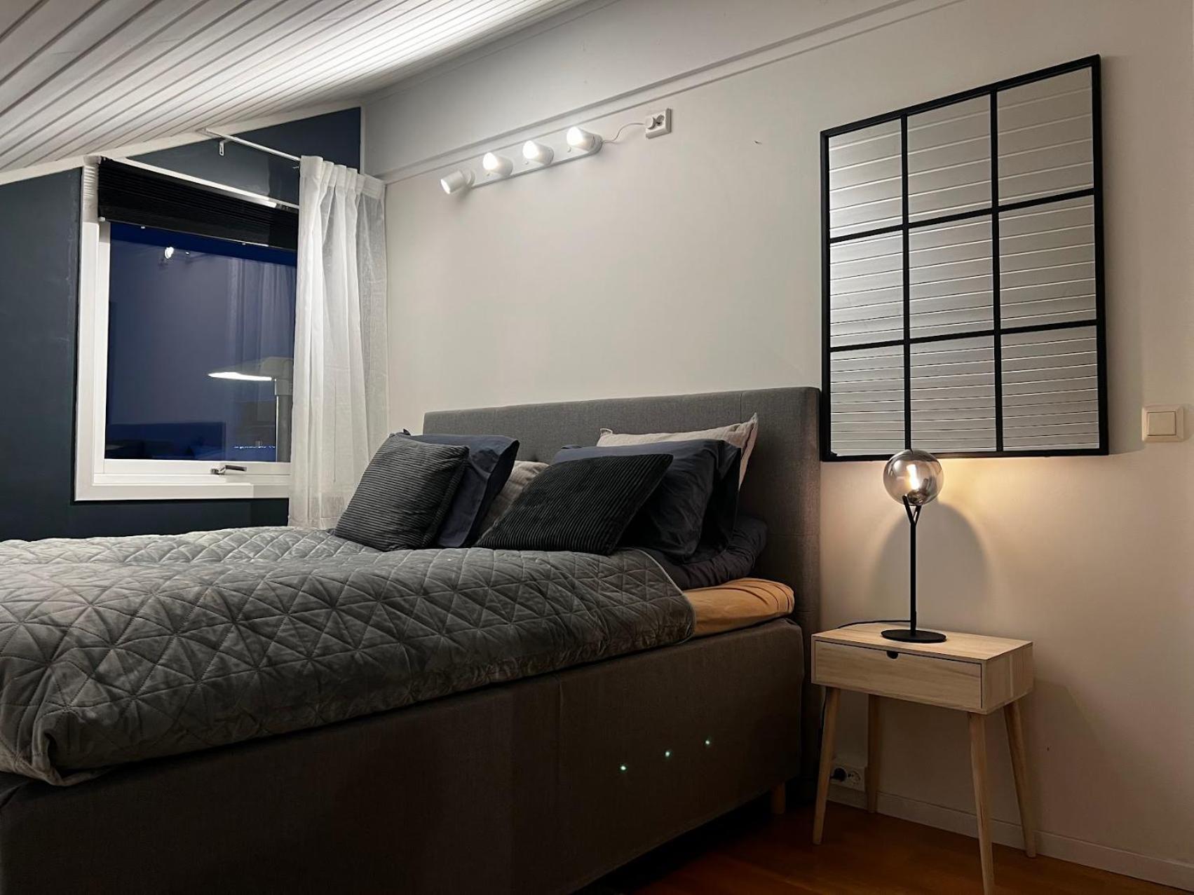 Charming Loft Retreat On Tromso'S Historic Main Street: 3-Minute Stroll To City Square Exterior foto